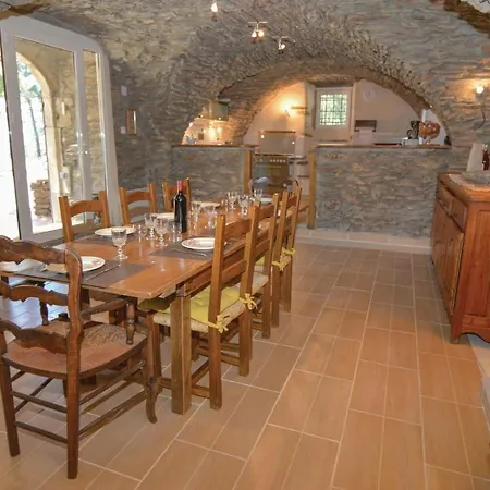 Gorgeous House With Pool Holiday home