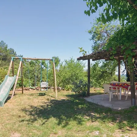 Gorgeous House With Pool Holiday home *