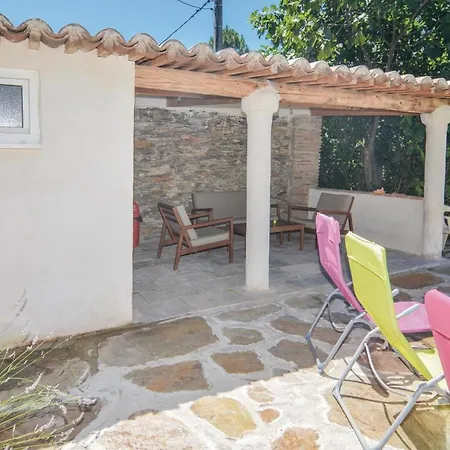 Gorgeous House With Pool Holiday home