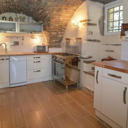 Gorgeous House With Pool Holiday home Malbosc
